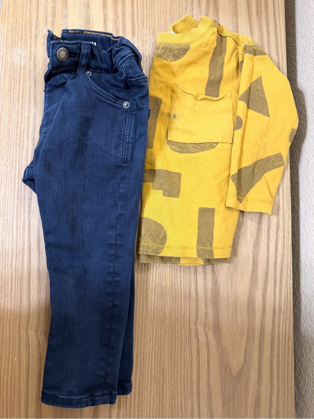 Zara 12-18 mos bundle for toddler jeans and long sleeve top